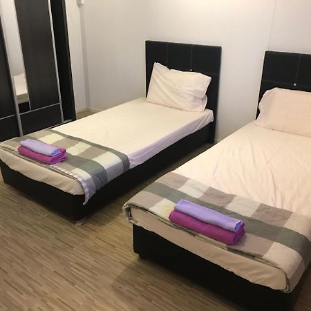 Le Paris Homestay Tawau Bagian luar foto